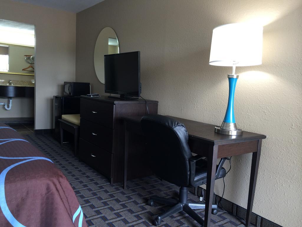 Super 8 by Wyndham Lakeland Ruang foto