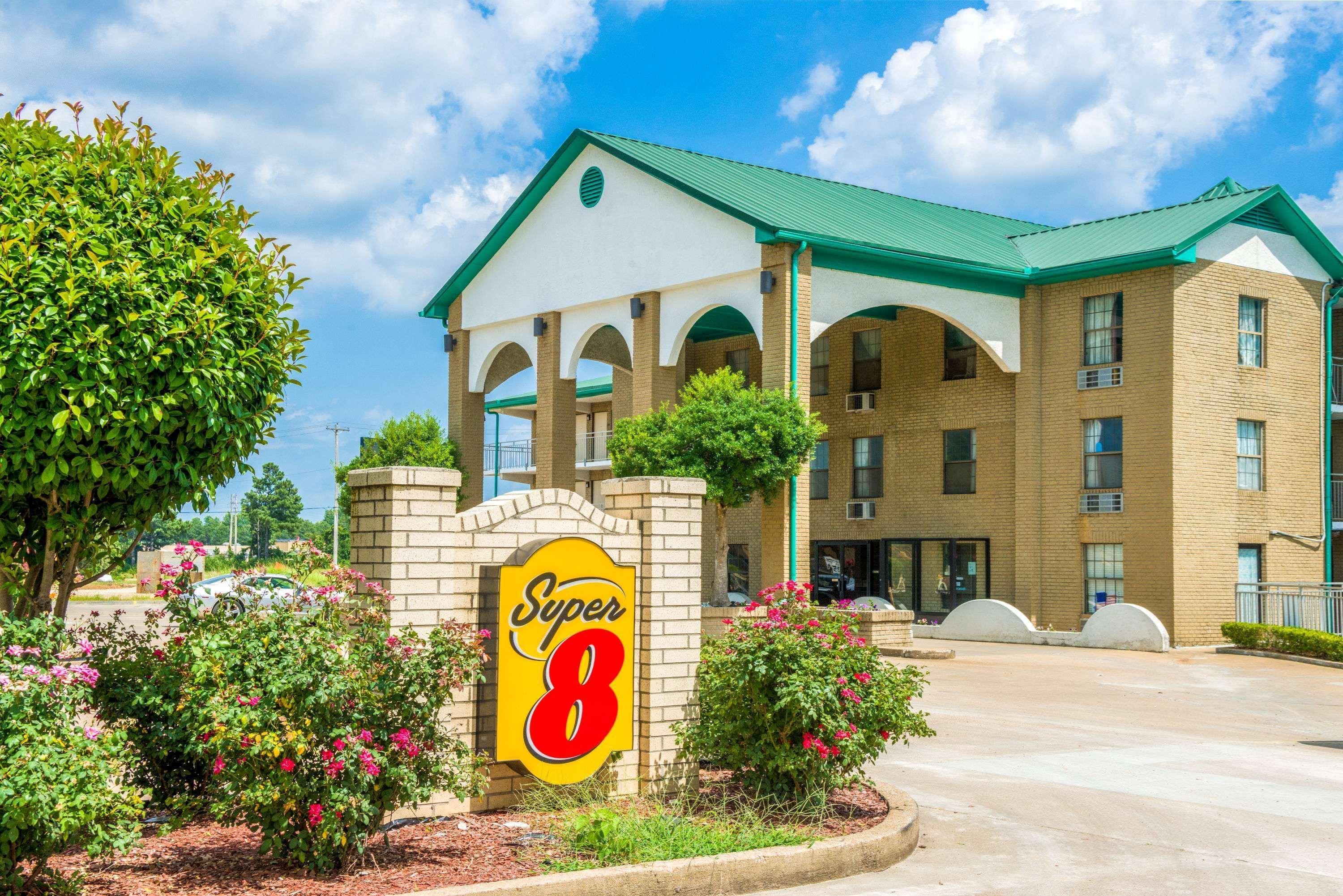Super 8 by Wyndham Lakeland Bagian luar foto