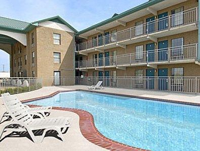 Super 8 by Wyndham Lakeland Bagian luar foto
